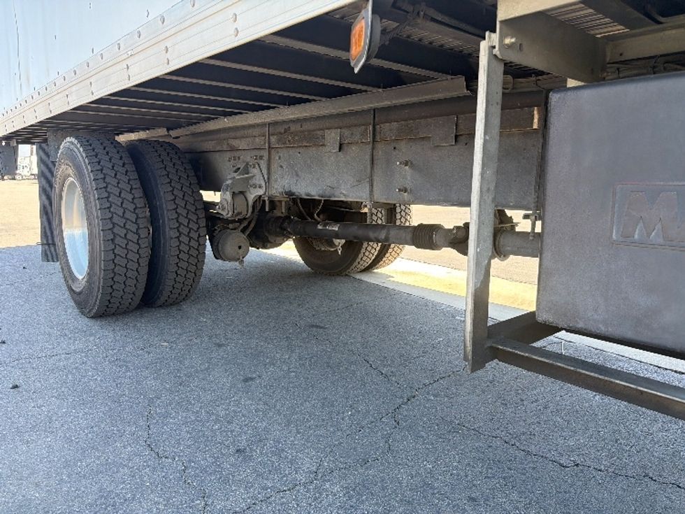 Medium Duty Box Truck-Light and Medium Duty Trucks-Hino-2020-338-Fontana-CA-134,586\n\t\tmiles-$ 48,000 - Image 14
