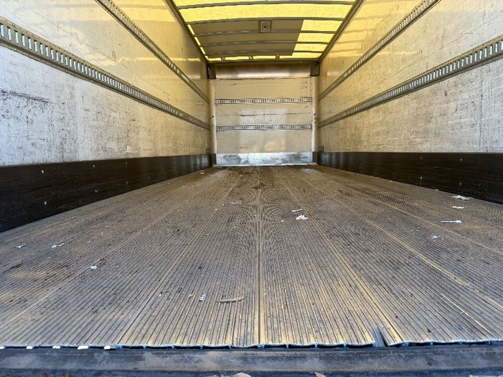 Medium Duty Box Truck-Light and Medium Duty Trucks-Hino-2020-338-Fontana-CA-134,586\n\t\tmiles-$ 48,000 - Image 7