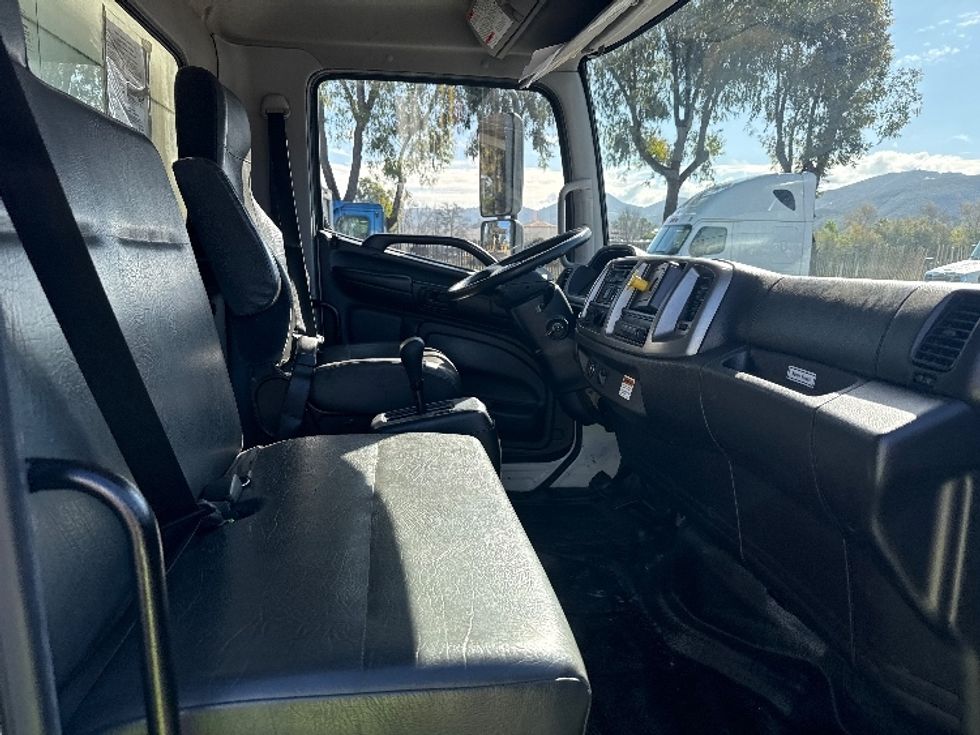 Medium Duty Box Truck-Light and Medium Duty Trucks-Hino-2020-338-Fontana-CA-183,781\n\t\tmiles-$ 43,500 - Image 20