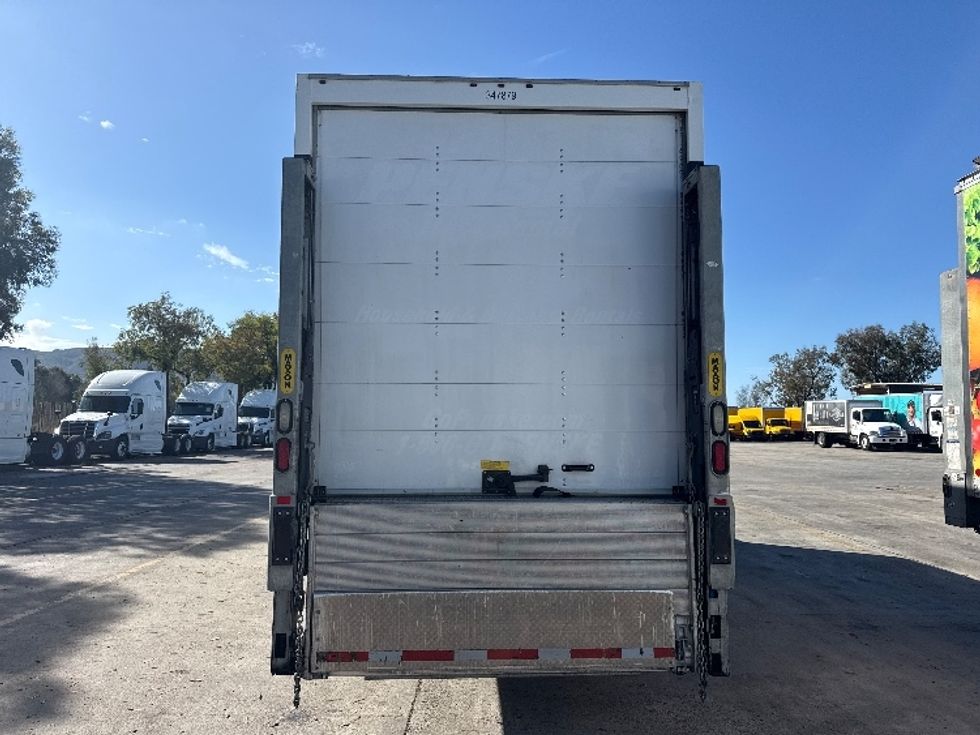 Medium Duty Box Truck-Light and Medium Duty Trucks-Hino-2020-338-Fontana-CA-183,781\n\t\tmiles-$ 43,500 - Image 7