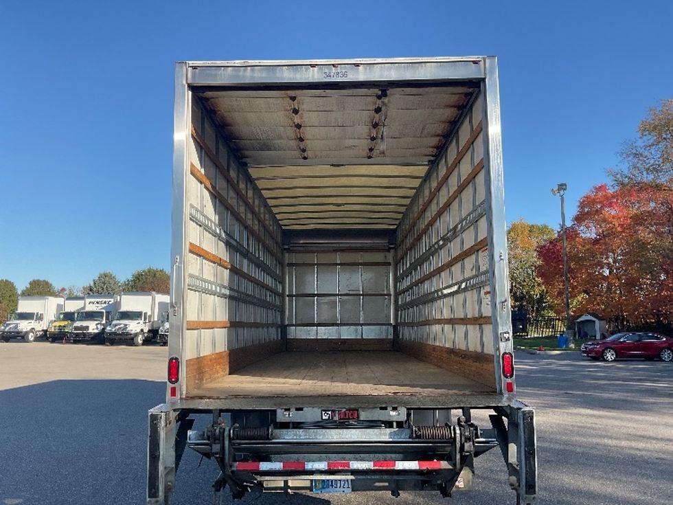 Medium Duty Box Truck-Light and Medium Duty Trucks-Hino-2020-338-Fort Wayne-IN-271,219\n\t\tmiles-$ 35,250 - Image 8