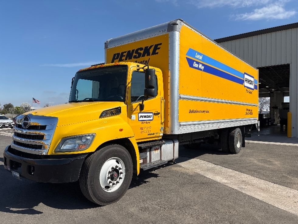 Medium Duty Box Truck-Light and Medium Duty Trucks-Hino-2020-338-Fresno-CA-173,138\n\t\tmiles-$ 40,500 - Image 3