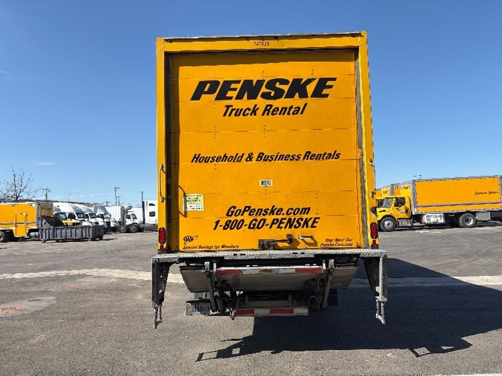 Medium Duty Box Truck-Light and Medium Duty Trucks-Hino-2020-338-Fresno-CA-173,138\n\t\tmiles-$ 40,500 - Image 7