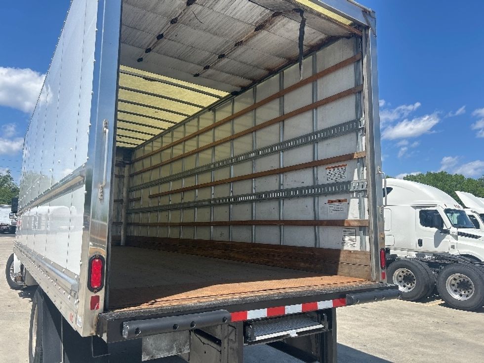 Medium Duty Box Truck-Light and Medium Duty Trucks-Hino-2020-338-Indianapolis-IN-287,250\n\t\tmiles-$ 29,000 - Image 12
