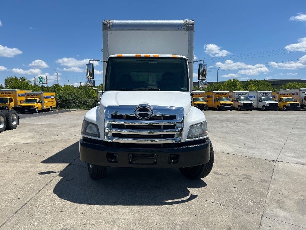 Medium Duty Box Truck-Light and Medium Duty Trucks-Hino-2020-338-Indianapolis-IN-287,250\n\t\tmiles-$ 29,000 - Image 2
