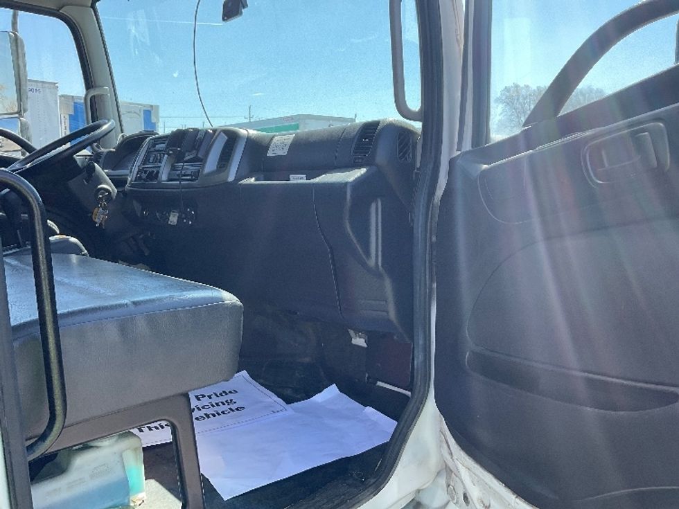 Medium Duty Box Truck-Light and Medium Duty Trucks-Hino-2020-338-Kansas City-MO-129,656\n\t\tmiles-$ 53,000 - Image 20