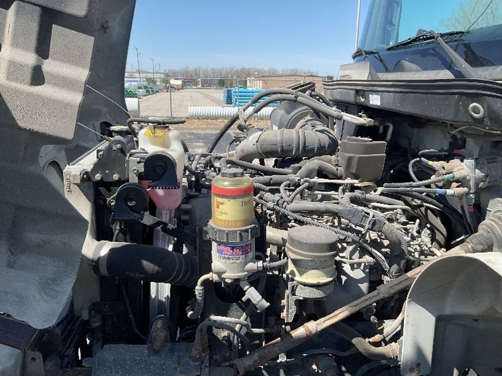 Medium Duty Box Truck-Light and Medium Duty Trucks-Hino-2020-338-Kansas City-MO-129,656\n\t\tmiles-$ 53,000 - Image 24