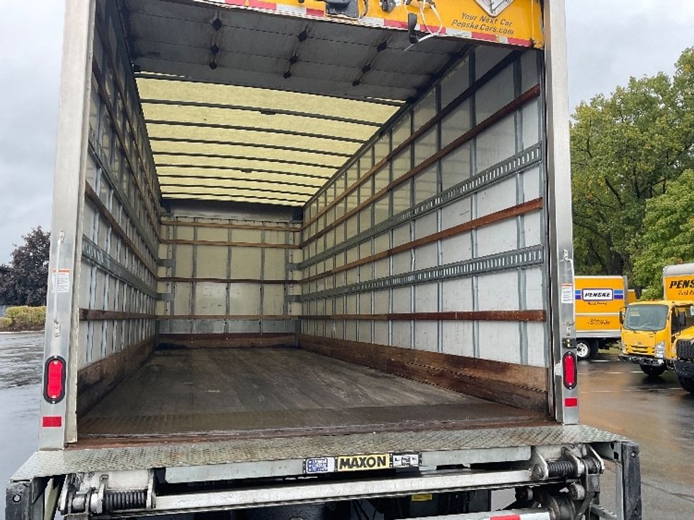 Medium Duty Box Truck-Light and Medium Duty Trucks-Hino-2020-338-Liverpool-NY-141,586\n\t\tmiles-$ 44,000 - Image 11