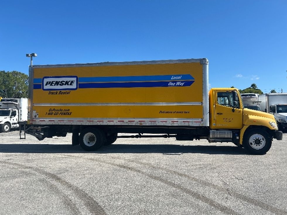 Medium Duty Box Truck-Light and Medium Duty Trucks-Hino-2020-338-Medley-FL-190,279\n\t\tmiles-$ 42,750 - Image 15