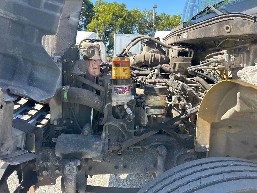 Medium Duty Box Truck-Light and Medium Duty Trucks-Hino-2020-338-Medley-FL-190,279\n\t\tmiles-$ 42,750 - Image 24