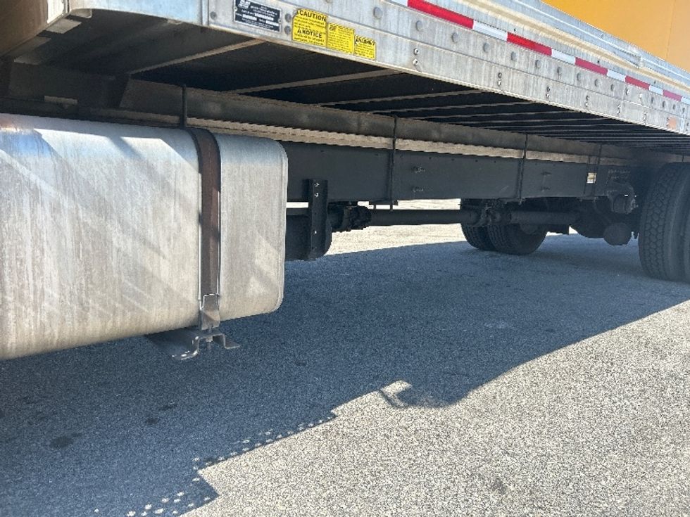 Medium Duty Box Truck-Light and Medium Duty Trucks-Hino-2020-338-Medley-FL-190,279\n\t\tmiles-$ 42,750 - Image 5