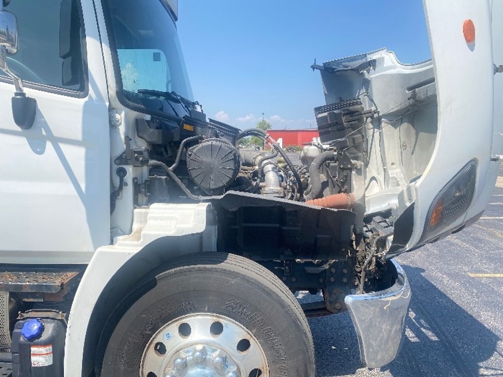 Medium Duty Box Truck-Light and Medium Duty Trucks-Hino-2020-338-Mississauga-ON-127,624\n\t\tkm-$ 98,250 - Image 22