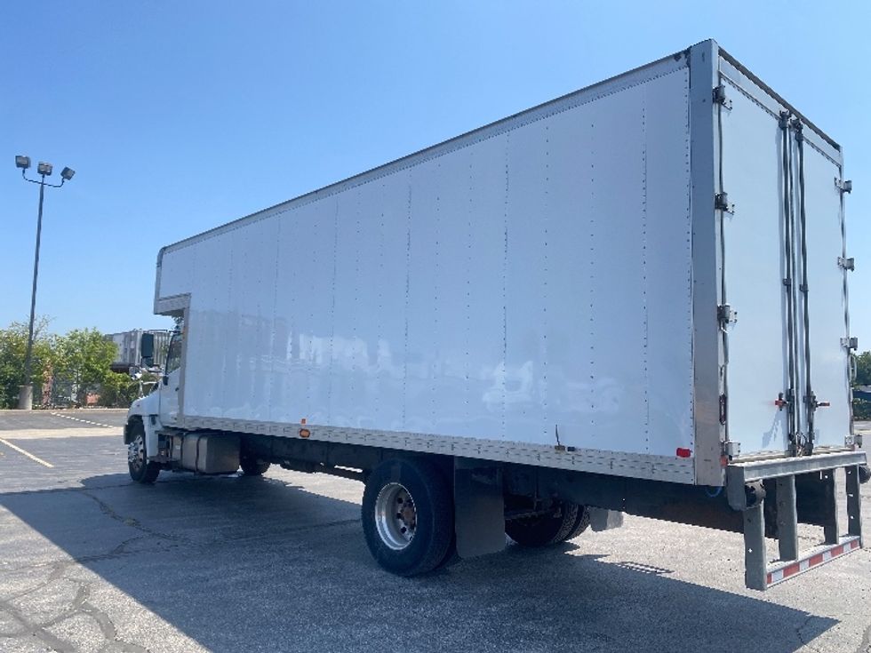 Medium Duty Box Truck-Light and Medium Duty Trucks-Hino-2020-338-Mississauga-ON-127,624\n\t\tkm-$ 98,250 - Image 6