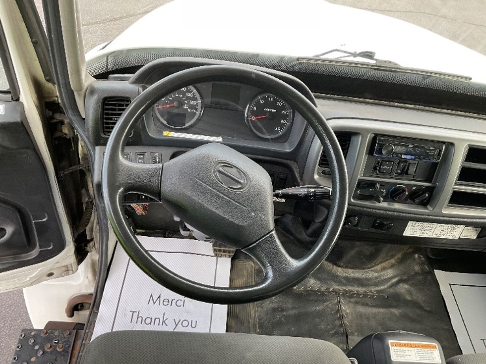 Medium Duty Box Truck-Light and Medium Duty Trucks-Hino-2020-338-Mississauga-ON-185,089\n\t\tkm-$ 74,750 - Image 18