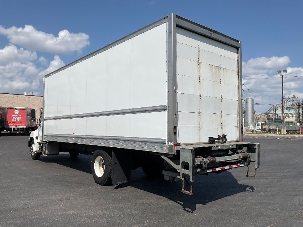 Medium Duty Box Truck-Light and Medium Duty Trucks-Hino-2020-338-Mississauga-ON-185,089\n\t\tkm-$ 74,750 - Image 6