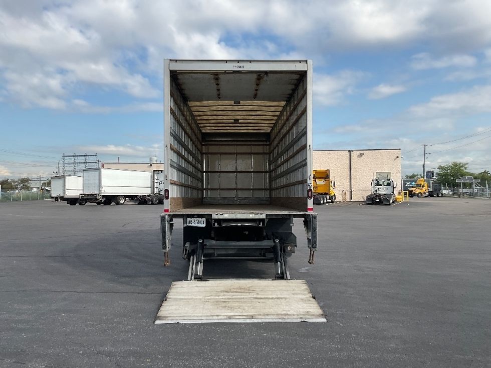 Medium Duty Box Truck-Light and Medium Duty Trucks-Hino-2020-338-Mississauga-ON-185,089\n\t\tkm-$ 74,750 - Image 9