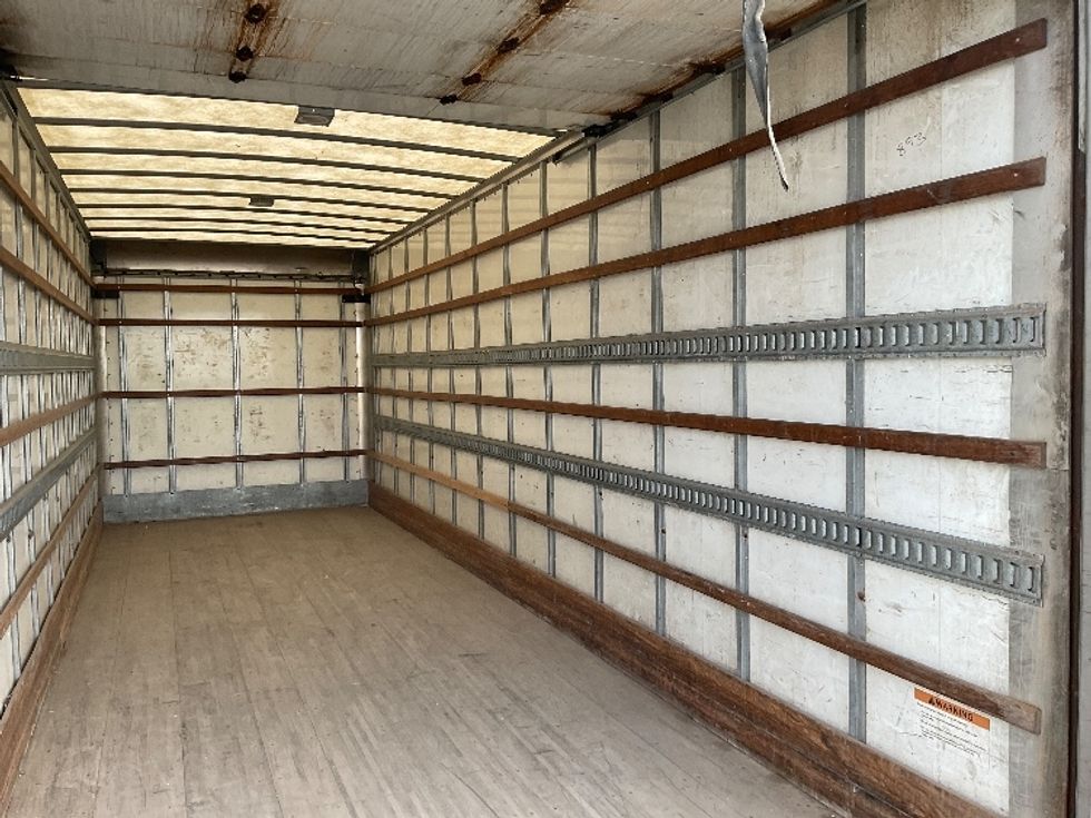 Medium Duty Box Truck-Light and Medium Duty Trucks-Hino-2020-338-Mississauga-ON-200,563\n\t\tkm-$ 71,000 - Image 12