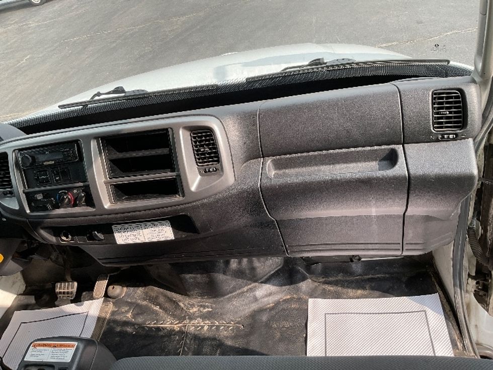 Medium Duty Box Truck-Light and Medium Duty Trucks-Hino-2020-338-Mississauga-ON-200,563\n\t\tkm-$ 71,000 - Image 21