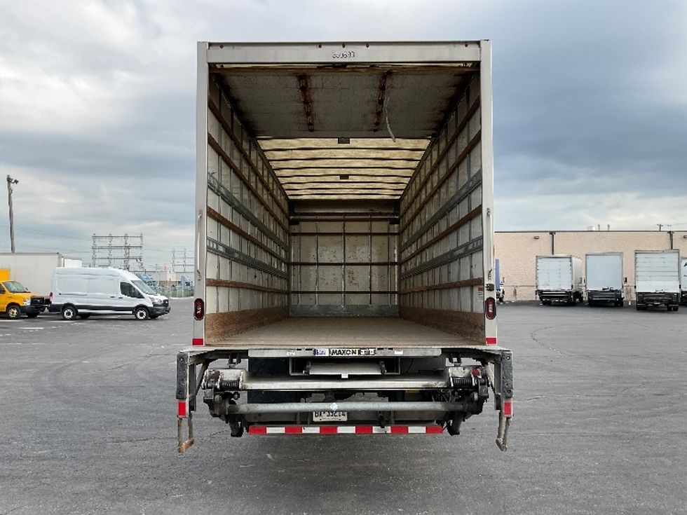Medium Duty Box Truck-Light and Medium Duty Trucks-Hino-2020-338-Mississauga-ON-200,563\n\t\tkm-$ 71,000 - Image 8