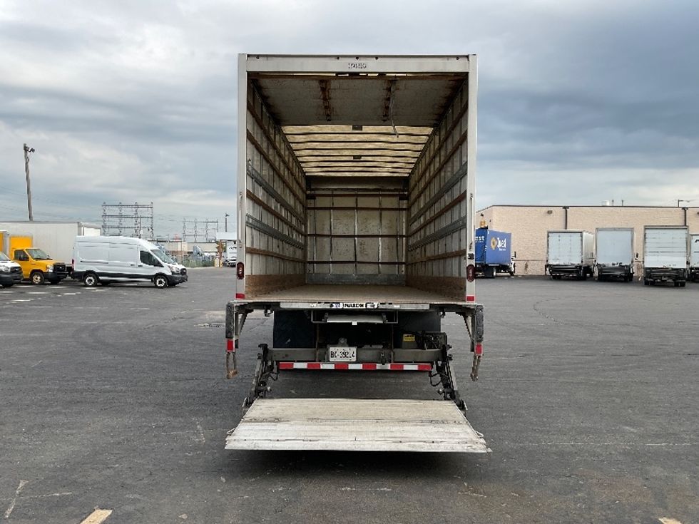 Medium Duty Box Truck-Light and Medium Duty Trucks-Hino-2020-338-Mississauga-ON-200,563\n\t\tkm-$ 71,000 - Image 9