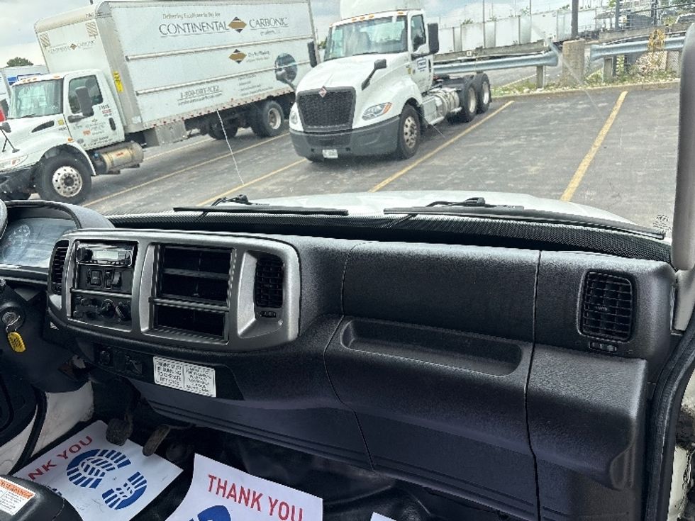 Medium Duty Box Truck-Light and Medium Duty Trucks-Hino-2020-338-Mississauga-ON-304,939\n\t\tkm-$ 61,500 - Image 21