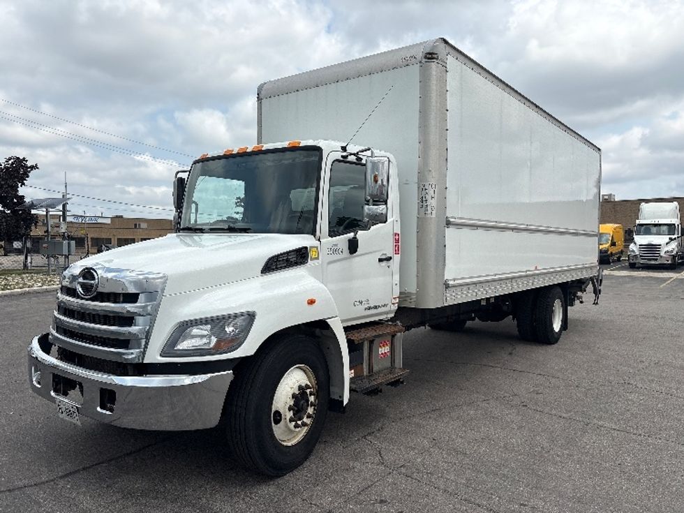 Medium Duty Box Truck-Light and Medium Duty Trucks-Hino-2020-338-Mississauga-ON-304,939\n\t\tkm-$ 61,500 - Image 3