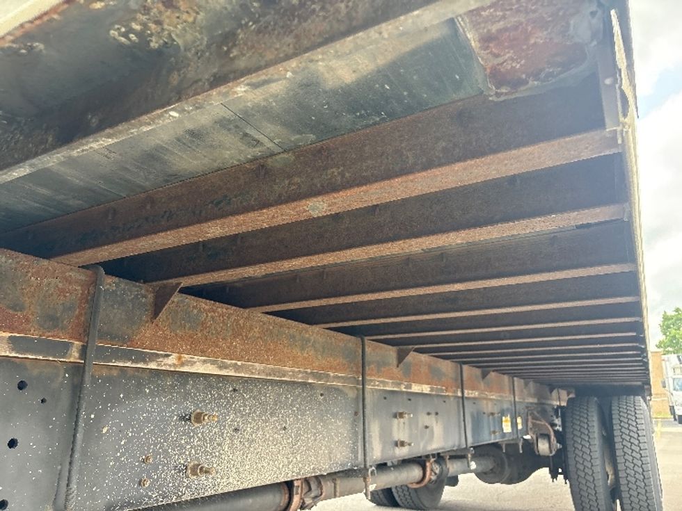 Medium Duty Box Truck-Light and Medium Duty Trucks-Hino-2020-338-Mississauga-ON-304,939\n\t\tkm-$ 61,500 - Image 5