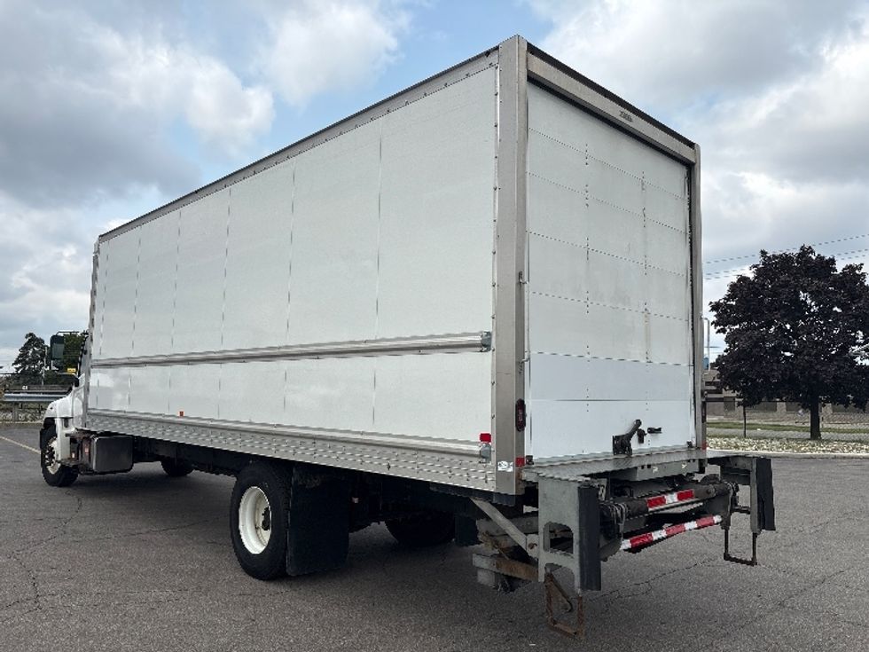 Medium Duty Box Truck-Light and Medium Duty Trucks-Hino-2020-338-Mississauga-ON-304,939\n\t\tkm-$ 61,500 - Image 6