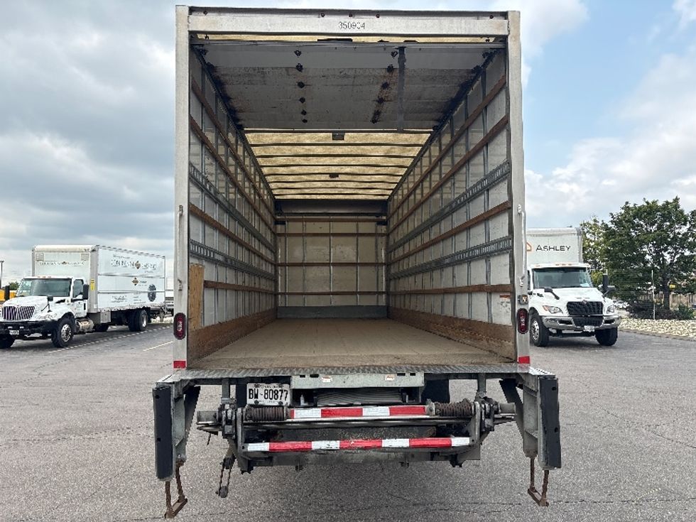 Medium Duty Box Truck-Light and Medium Duty Trucks-Hino-2020-338-Mississauga-ON-304,939\n\t\tkm-$ 61,500 - Image 8