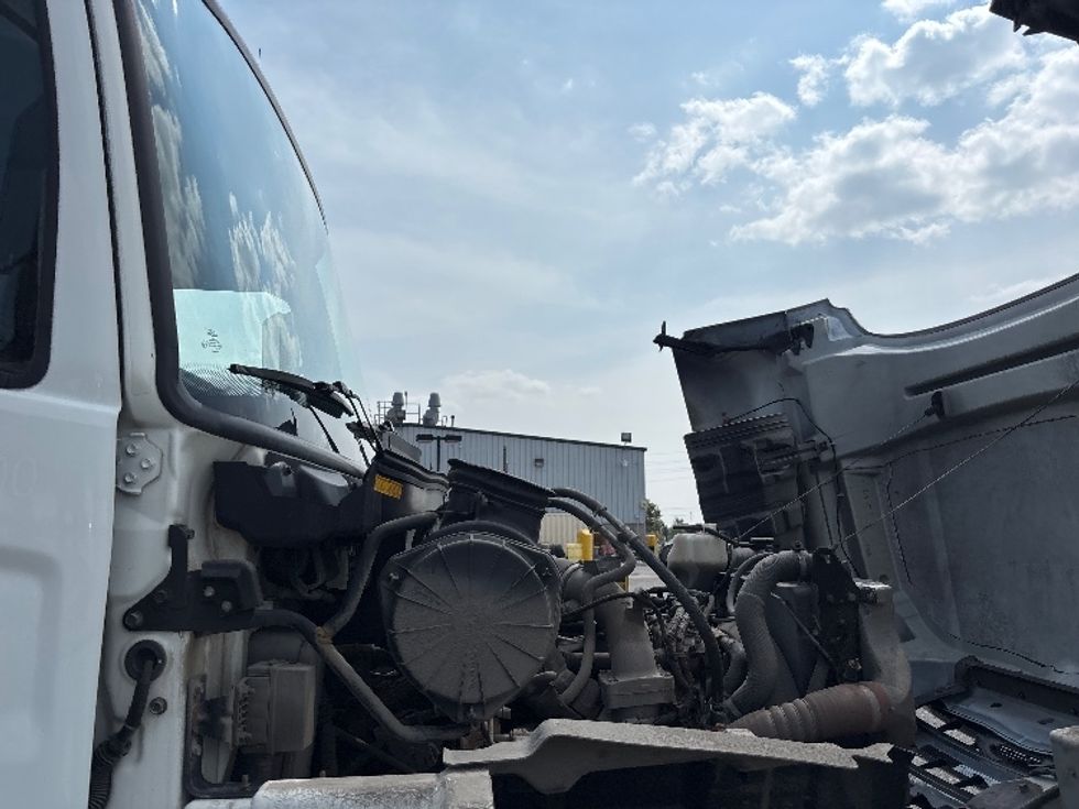 Medium Duty Box Truck-Light and Medium Duty Trucks-Hino-2020-338-Mississauga-ON-312,400\n\t\tkm-$ 60,750 - Image 23