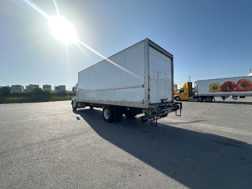 Medium Duty Box Truck-Light and Medium Duty Trucks-Hino-2020-338-Mississauga-ON-326,887\n\t\tkm-$ 56,500 - Image 6