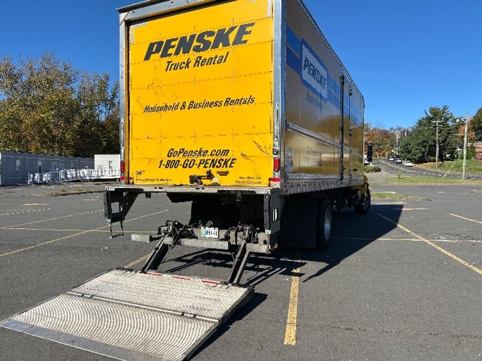 Medium Duty Box Truck-Light and Medium Duty Trucks-Hino-2020-338-Montgomery-NY-175,443\n\t\tmiles-$ 40,500 - Image 13