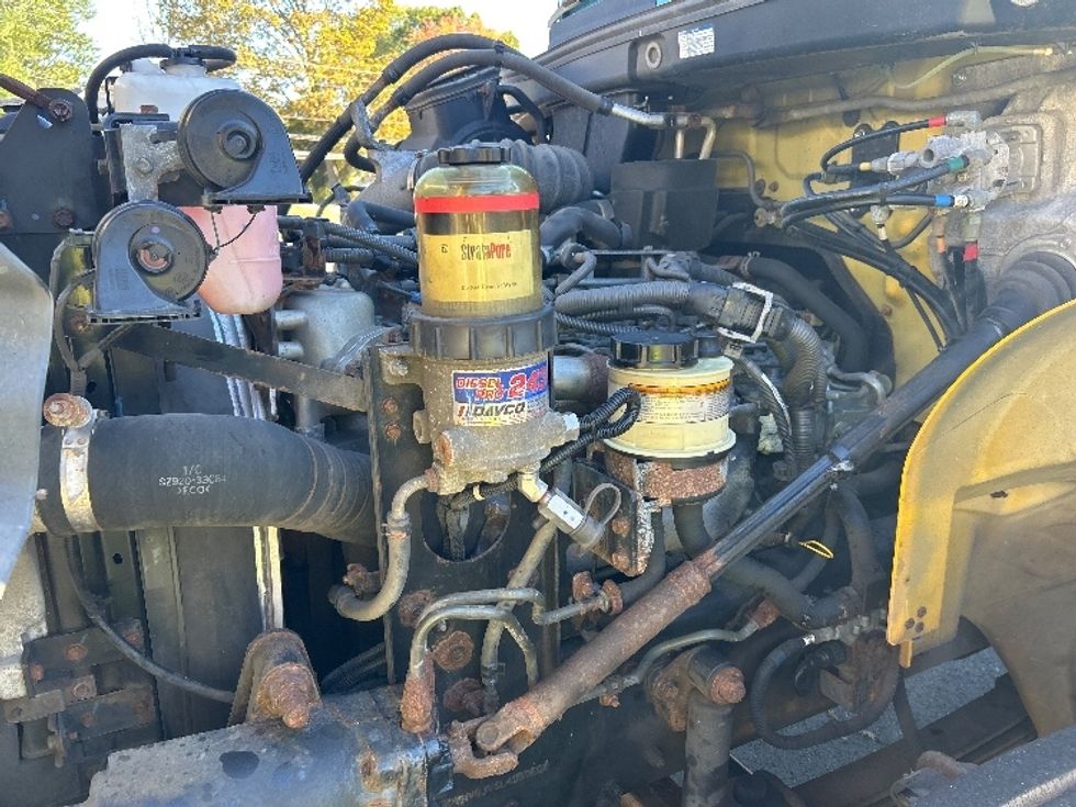 Medium Duty Box Truck-Light and Medium Duty Trucks-Hino-2020-338-Montgomery-NY-175,443\n\t\tmiles-$ 40,500 - Image 24