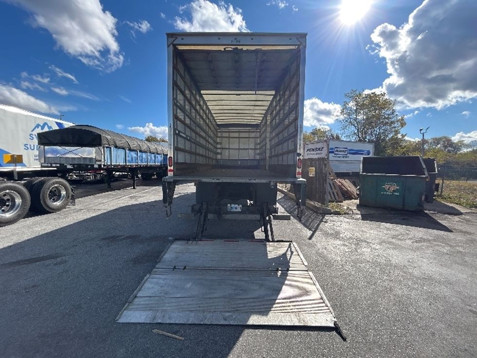 Medium Duty Box Truck-Light and Medium Duty Trucks-Hino-2020-338-Montgomery-NY-175,443\n\t\tmiles-$ 40,500 - Image 9
