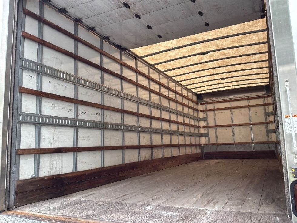 Medium Duty Box Truck-Light and Medium Duty Trucks-Hino-2020-338-Pensacola-FL-191,455\n\t\tmiles-$ 34,750 - Image 11