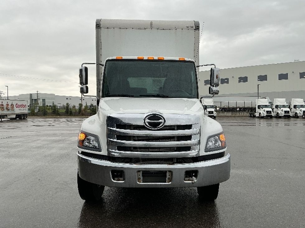 Medium Duty Box Truck-Light and Medium Duty Trucks-Hino-2020-338-Rocky View County-AB-305,013\n\t\tkm-$ 56,750 - Image 2