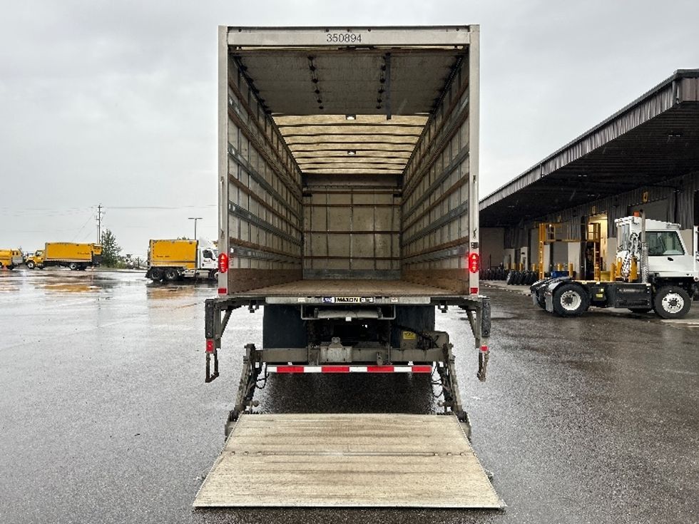 Medium Duty Box Truck-Light and Medium Duty Trucks-Hino-2020-338-Rocky View County-AB-305,013\n\t\tkm-$ 56,750 - Image 9