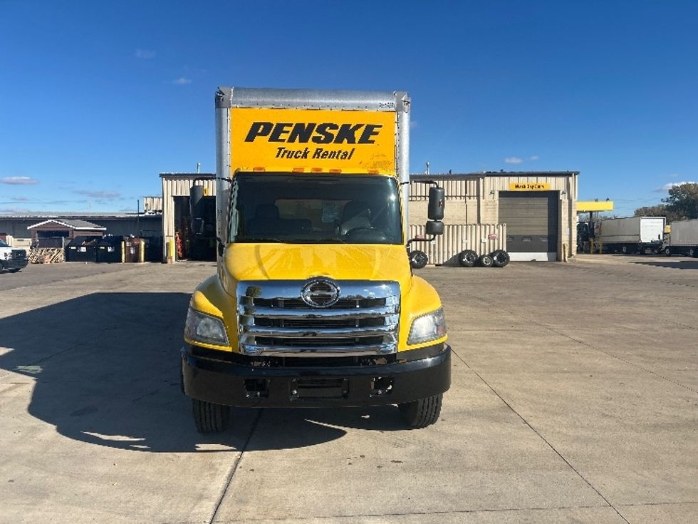 Medium Duty Box Truck-Light and Medium Duty Trucks-Hino-2020-338-Roseville-MN-151,689\n\t\tmiles-$ 47,000 - Image 2