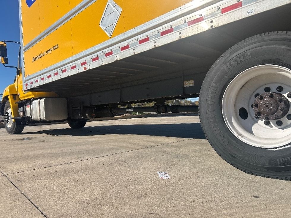 Medium Duty Box Truck-Light and Medium Duty Trucks-Hino-2020-338-Roseville-MN-151,689\n\t\tmiles-$ 47,000 - Image 5