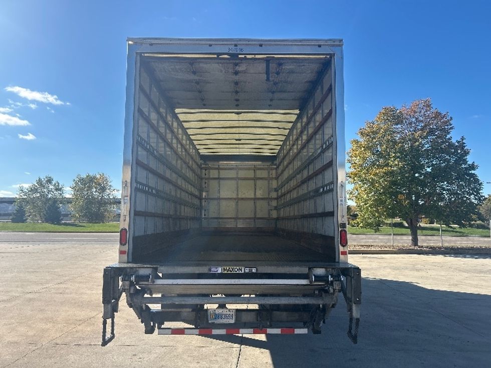 Medium Duty Box Truck-Light and Medium Duty Trucks-Hino-2020-338-Roseville-MN-151,689\n\t\tmiles-$ 47,000 - Image 8