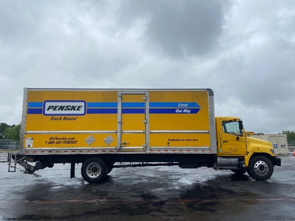 Medium Duty Box Truck-Light and Medium Duty Trucks-Hino-2020-338-San Antonio-TX-214,589\n\t\tmiles-$ 36,250 - Image 15