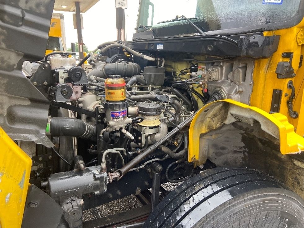 Medium Duty Box Truck-Light and Medium Duty Trucks-Hino-2020-338-San Antonio-TX-214,589\n\t\tmiles-$ 36,250 - Image 24