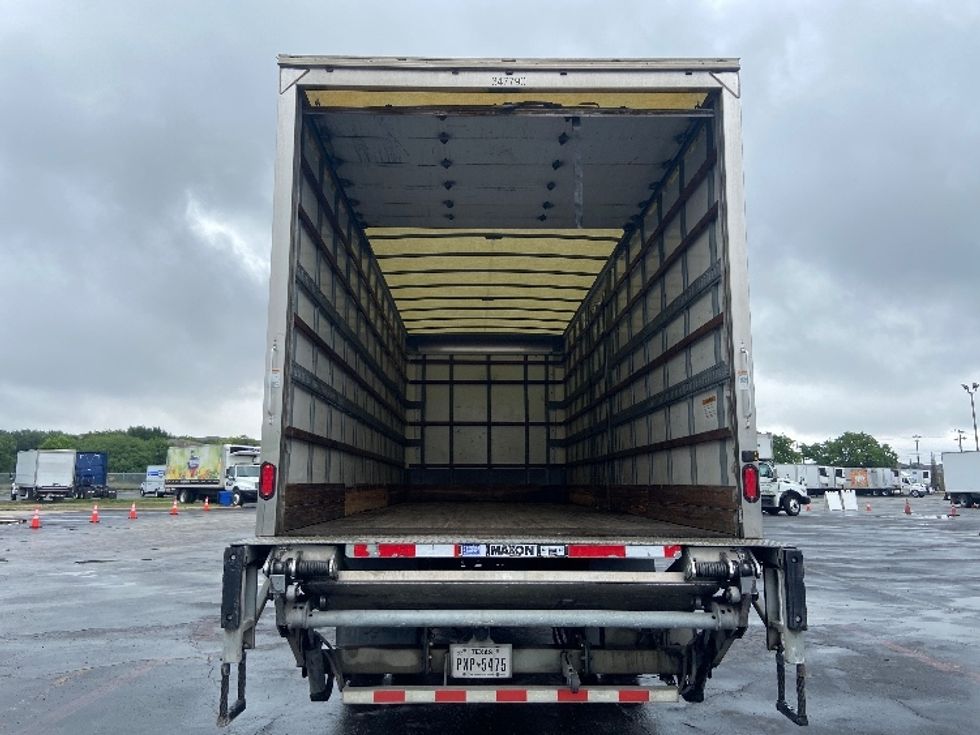 Medium Duty Box Truck-Light and Medium Duty Trucks-Hino-2020-338-San Antonio-TX-214,589\n\t\tmiles-$ 36,250 - Image 8