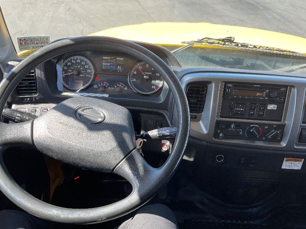 Medium Duty Box Truck-Light and Medium Duty Trucks-Hino-2020-338-Stockton-CA-134,996\n\t\tmiles-$ 56,000 - Image 18