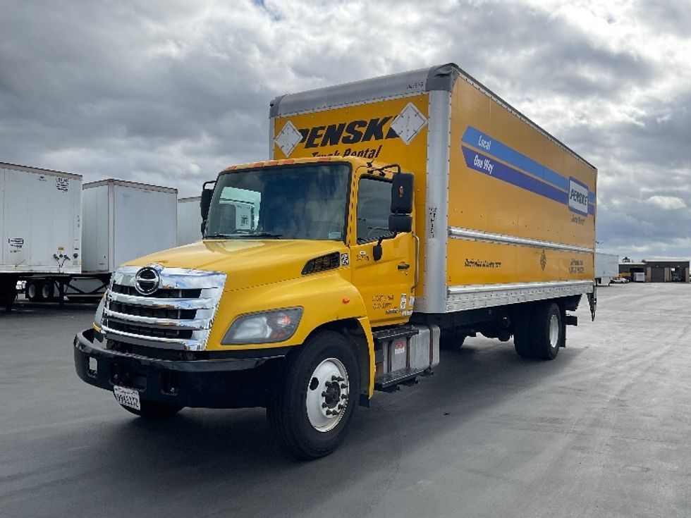 Medium Duty Box Truck-Light and Medium Duty Trucks-Hino-2020-338-Stockton-CA-134,996\n\t\tmiles-$ 56,000 - Image 3