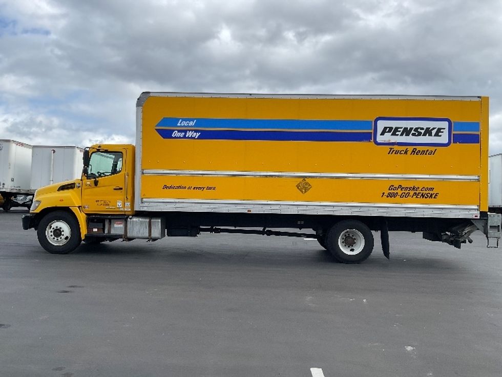 Medium Duty Box Truck-Light and Medium Duty Trucks-Hino-2020-338-Stockton-CA-134,996\n\t\tmiles-$ 56,000 - Image 4