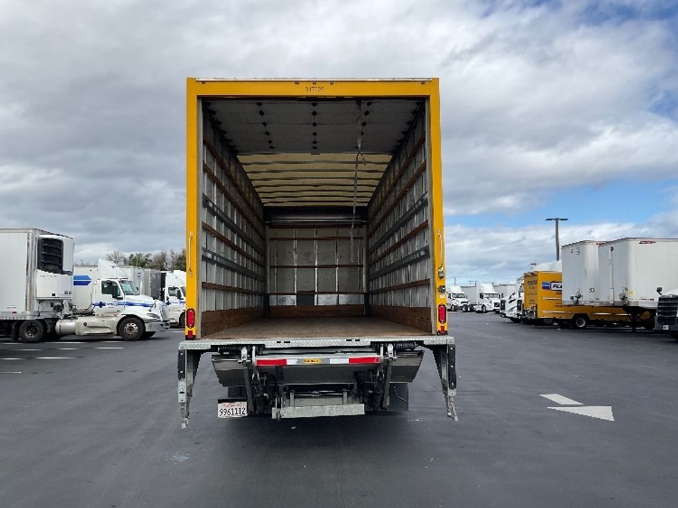 Medium Duty Box Truck-Light and Medium Duty Trucks-Hino-2020-338-Stockton-CA-134,996\n\t\tmiles-$ 56,000 - Image 8