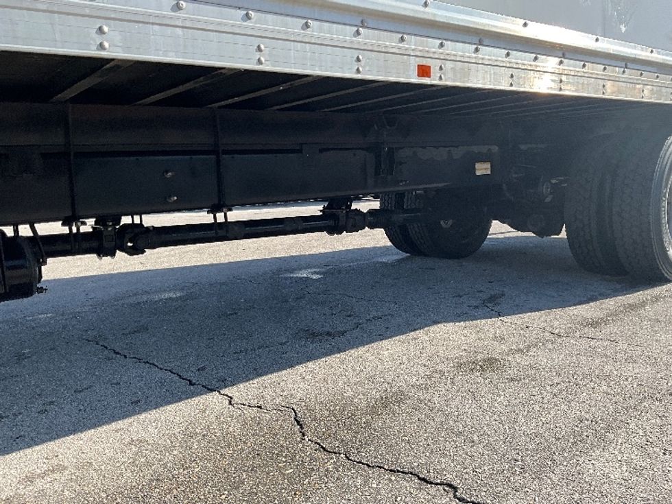 Medium Duty Box Truck-Light and Medium Duty Trucks-Hino-2020-338-Tampa-FL-155,340\n\t\tmiles-$ 49,250 - Image 5