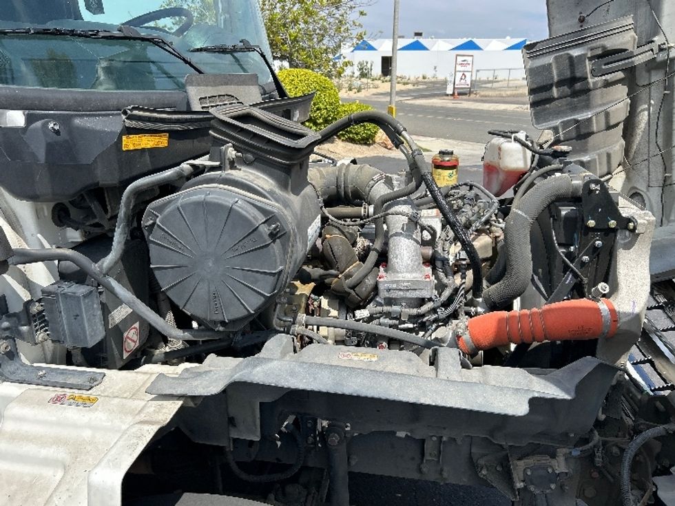 Medium Duty Box Truck-Light and Medium Duty Trucks-Hino-2020-338-Torrance-CA-85,918\n\t\tmiles-$ 52,750 - Image 23