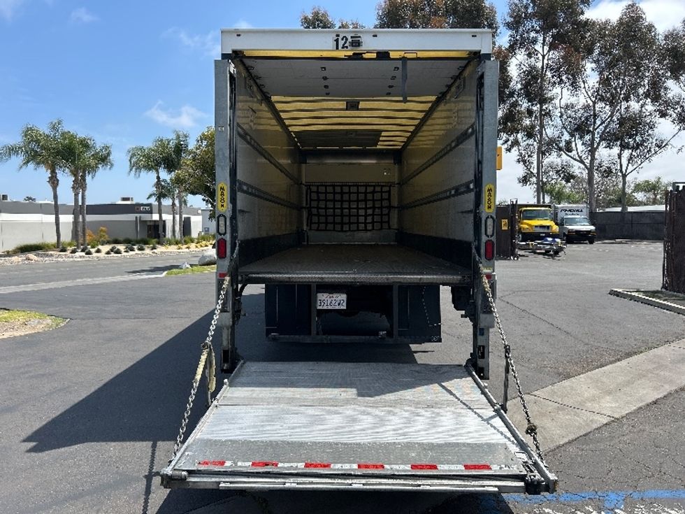Medium Duty Box Truck-Light and Medium Duty Trucks-Hino-2020-338-Torrance-CA-85,918\n\t\tmiles-$ 52,750 - Image 9